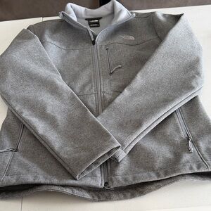 Women’s North Face jacket from Scheels. NWOT.